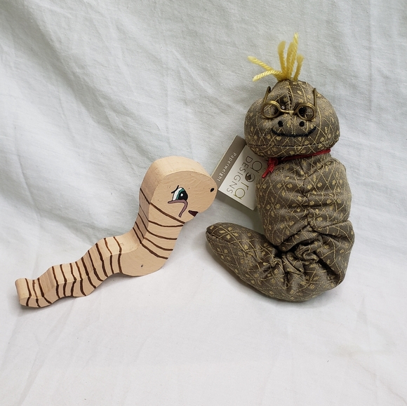 Book Worms Handmade and New - Picture 1 of 5